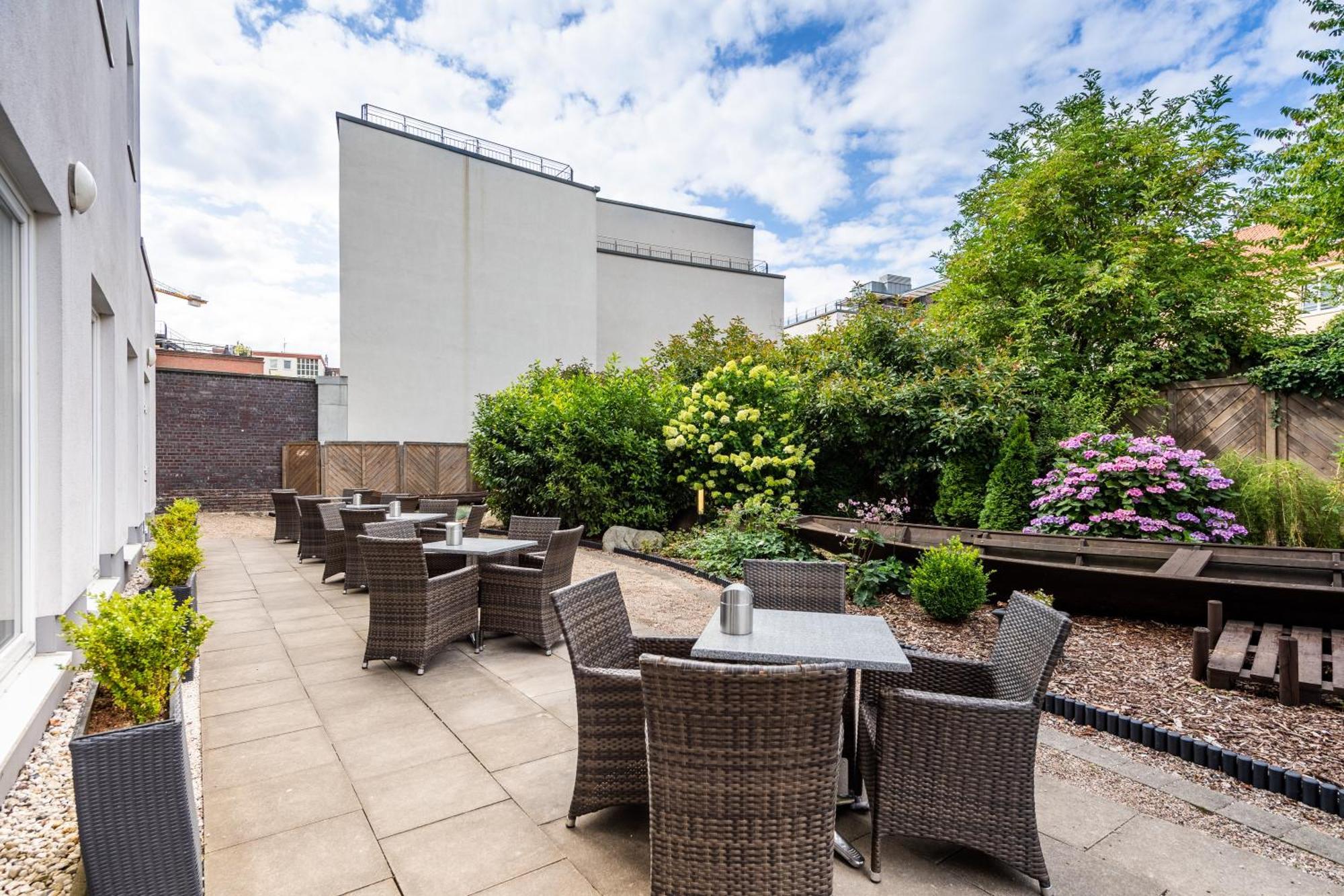 Premier Inn Hamburg City Millerntor Hamburgo Exterior foto
